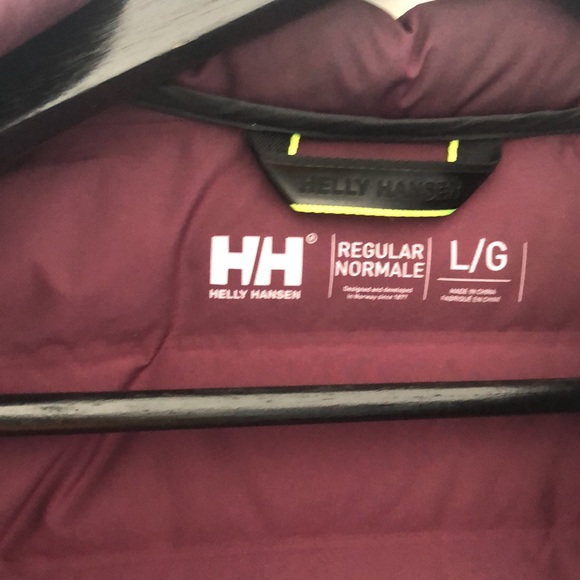 Helly Hansen light burgundy puffer size L - Picture 2 of 3